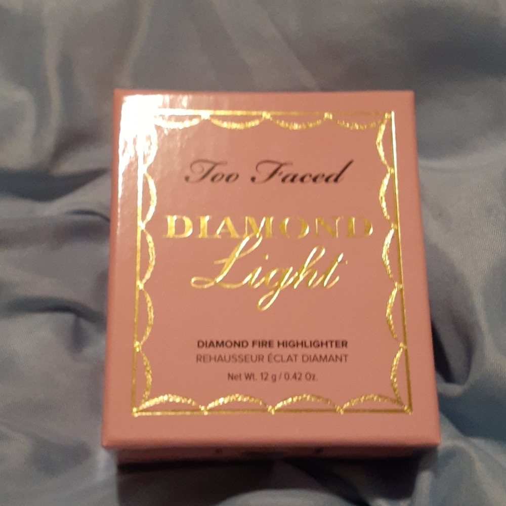 Too faced diamond highlighter fancy pink diamond